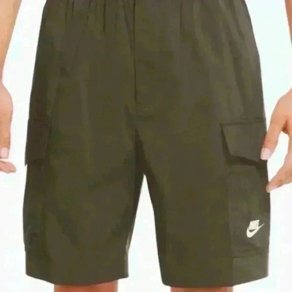 Nike Sport Essentials Men's Woven Unlined Utility Shorts Olive Green DM6833 355 - Picture 2 of 15